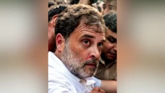 రాహుల్ గాంధీ, దిల్లీ, ప్రధాని నివాసం వద్ద ధర్నా