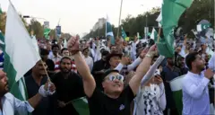 যুদ্ধবিরতি ঘোষণা হওয়ার পর ইসলামাবাদের রাস্তায় মানুষের উল্লাস