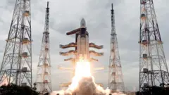 Chandrayaan-2 dey take off