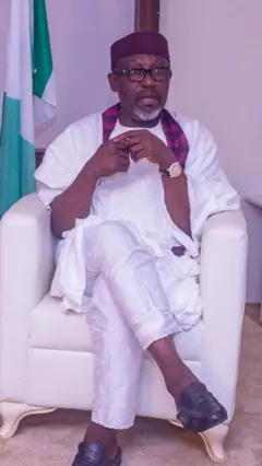 Foto Rochas Okorocha bụbu Gọvanọ Imo steeti