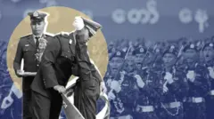 စစ်မှုထမ်းသင်တန်းဆင်းပွဲတစ်ခုက သင်တန်းသားတစ်ဦးကို ဆုချီးမြှင့်နေပုံနဲ့ တပ်မတော်နေ့ စစ်ရေးပြပွဲမြင်ကွင်းတစ်ခု