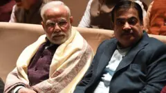 मोदी और नितिन गडकरी