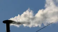 Fumaça branca no Vaticano