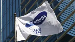 삼성 파운드리 공장은 내년 초 착공에 들어가 기술 산업 일자리 2000개를 창출할 전망이다