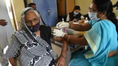 લોકો કોરોનાની રસી મૂકાવતા ડરે કેમ છે