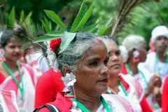 દીકરીઓને સંપત્તિમાં હક આપવા અંગેનો સુપ્રીમ કોર્ટનો ચુકાદો, આદિવાસીઓમાં કેમ વિરોધ થઈ રહ્યો છે?