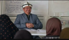 Shukur Shermatov waa macalin wax ak dhiga xarunta dhaqanceliska