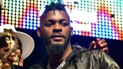 Le musicien ivoirien DJ Arafat va recevoir un hommage national pour sa mise en terre.