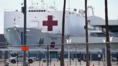 Tàu bệnh viện USNS Mercy
