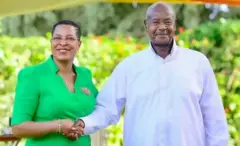Anita Among na Perezida Museveni