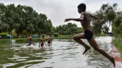 నీళ్లు