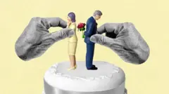 Ilustração de bolo de casamento com os bonecos do casal de costas um para o outro.