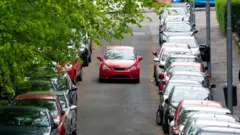 पार्किंग