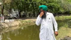 ਗੰਦੇ ਪਾਣੀ ਤੋਂ ਪਰੇਸ਼ਾਨ ਲੋਕ