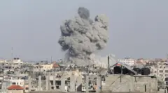 Image d'une explosion dans un quartier