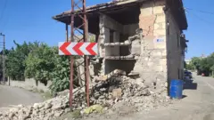 yıkık bina 