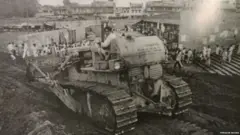 જહાંગીરપુરીમાં ડિમૉલિશનની કાર્યવાહી