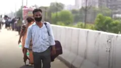 प्रवासी मज़दूर