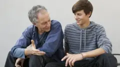 Un père parle à son fils