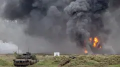 ከሁለት ሳምንት በፊት ፖላንድ እና የኔቶ አጋር አገራት በሰሜን ምዕራብ ፖላንድ በምትገኘው ኦርዝይዝ ወታደራዊ ልምምድ ሲያደርጉ በነበረበት ወቅት ከፍንዳታ የወጣ ጭስ 