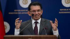 পররাষ্ট্রমন্ত্রীর ভারত সফরের মধ্য দিয়ে কী অর্জন করতে চায় বিএনপি …