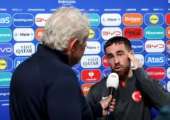 Hollanda doğumlu Orkun Kökçü maç sonunda, Euro 2024 maçlarını canlı veren kamu yayıncısı NOS'a röportaj veriyor