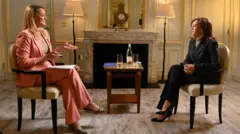 Laura Kuenssberg entrevista Kamala Harris