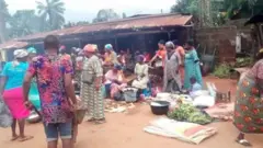 Ụmụ nwaanyị na-ere ahịa