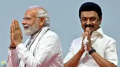 ஸ்டாலின் மோதி 