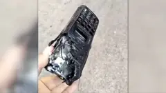 Talkie-walkie endommagé par une explosion au Liban