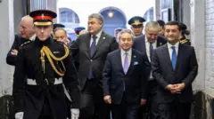 Британияга C5+1 форматындагы жолугушууга барган Борбор Азиянын тышкы иштер министрлери.