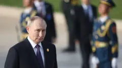 વ્લાદિમીર પુતિન, રશિયા, વૈજ્ઞાનિકોની ધરપકડ, બીબીસી ગુજરાતી