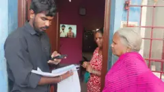 தமிழ்நாட்டில் வாக்காளர் பட்டியல் சிறப்புத் தீவிரத் திருத்தம் எப்படி நடக்கிறது?