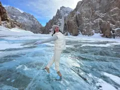 Көл-Суудагы муз бийи... Хрусталдай тунук муз экен. 2023-жыл, февраль айы