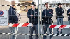 Polisi katika bandari ya Catania: Mvutano umeongezeka kuhusu mwitikio wa Italia kwa wahamiaji wanaowasili