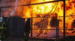 I﻿bitero vyo mu kirere vy'Uburusiya vyatumye ibigo bitanga umuyagankuba bidakora hirya no hino muri Ukraine