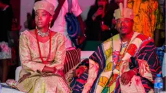 Oba ati iyawo rẹ