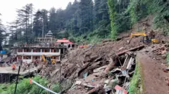 हिमाचल प्रदेश के शिमला में भूस्खलन 