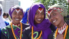 Dumar ku labbisan hiddaha qowiyaddaasi