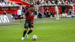 اللاعب يوسف عطال