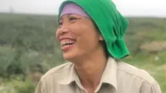 nụ cười của họ chỉ xuất phát từ trái tim
