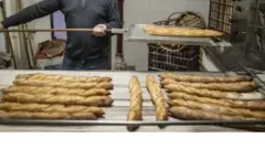 خبز الباغيت الفرنسي