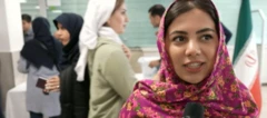 ‌ از پیش از شروع رای‌گیری انتخابات ۱۴۰۳ ایران، گروهی خواهان تحریم انتخابات بودند و گروهی دیگر برای مشارکت در آن دلایلی را مطرح می‌کردند.