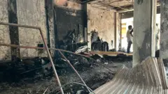 सोहेल दुकान नुकसान