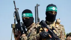 عناصر من كتائب القسام الجناح العسكري لحماس