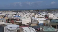 مخيم المواصي في غزة