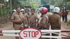 கைதியின் உறவினர்கள் சிறைச்சாலை வளாகத்தில் கூடியதால் காவல்துறை பாதுகாப்பு பலப்படுத்தப்பட்டுள்ளது.
