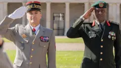 Jenerali Thierry Buthkard na Jenerali Jean Bosco Kazura i Paris 14 weurwe 2022