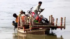 पाकिस्तानमा बाढीको प्रकोप