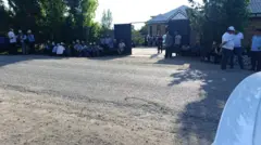 Бүгүнкү жаназа учурунан тартылган сүрөт 